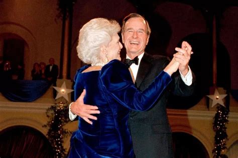 小布什和克林顿的关系